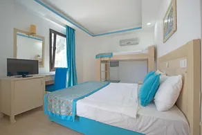 Costa Blu - Image 2