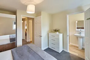 Host Stay Town House - Image 5