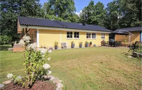Stunning Home In rkelljunga With Kitchen - Image 4
