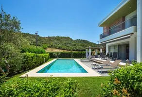 Deluxe Villas Mira Mare - Image 2