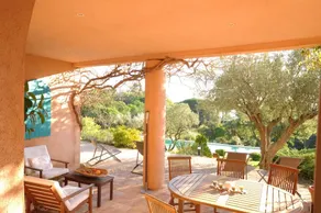 Villa With 6 Bedrooms in Ramatuelle, With Wonderful sea View, Private Pool, Enclosed Garden - 3 km From the Beach - Image 3