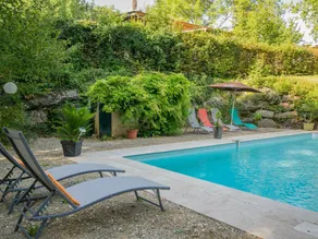 Cosy Gite With Secluded Garden, Private Swimming Pool in Beautiful Surroundings - Image 4