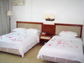 Blue Sea Silver Beach Hotel - Image 4