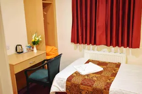 Heath Lodge Hotel Nr Nec - Image 4