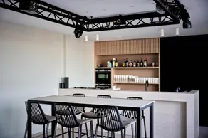 KAOZ Highstreet The Luxury Loft - Image 3