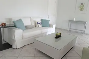 Superior Beachfront Apartment in Aghios Emilianos Porto Heli - Image 4