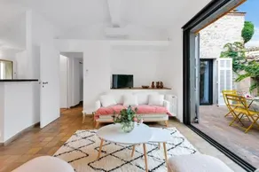 Lou Amourié - Charmante maison avec terrasse - Image 5