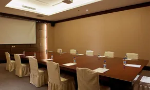 Jin Jiang Golden Mountain International Hotel - Image 4