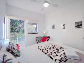 Glebe House - Image 4