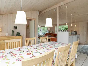 8 Person Holiday Home in Hals - Image 5