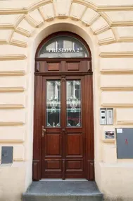 Romance In Prague - Image 5