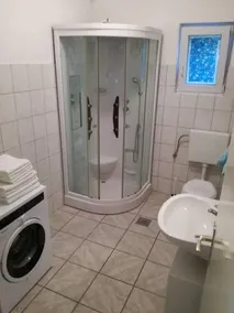 House Zara - Image 4