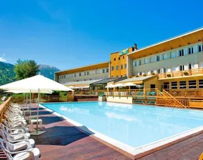 4 Saisons Resort & Spa - Image 3