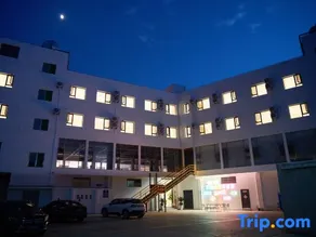 Happiness Hotel - Image 5