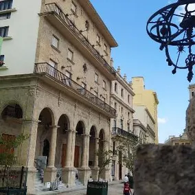 Palacio Del Marques De San Felipe Y Santiago - Image 1