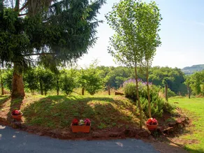 Spacious, Authentic Farmhouse in a Hamlet With Magnificent View and Pool - Image 5