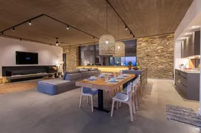 Andros Thea Luxury Villa - Image 3