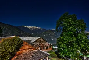 Robinhood Travel Hostel - Image 5
