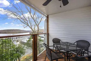 Family Lakefront Oasis Picture Perfect Retreat! - Image 2