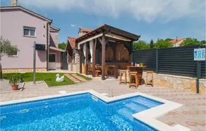Beautiful Home In Hrvace With Wifi - Image 3
