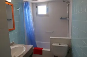 SEAFRONT APARTMENT - Image 3