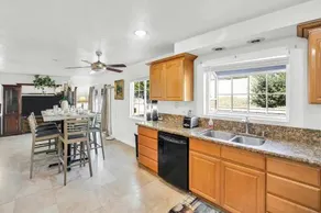 Large Family Home Only 20 mins from Disneyland - Image 2
