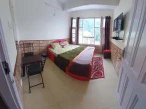Cheerful & delight stay in Shimla - Image 4