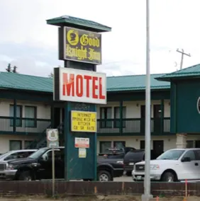 Good Knight Inn - Image 1