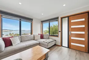 Timbermill House - 2 Bedrooms - Image 2