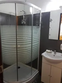 Casa Teilor - Image 2
