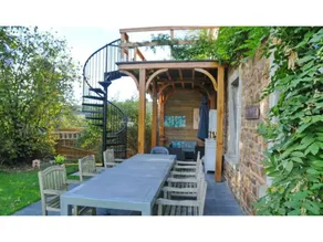 Stone built holiday home in Werpin with garden - Image 4