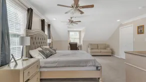 Leo Farm Villa - Beautiful Country Retreat 5 Bedroom Villa by RedAwning - Image 2