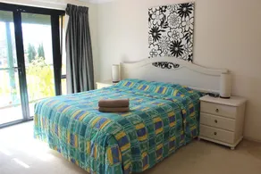 Holiday Villa in Fremantle - Image 5
