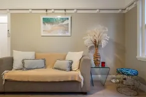Best location in Manly Harbour view - Image 2