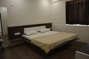 Hotel R Inn - Image 2
