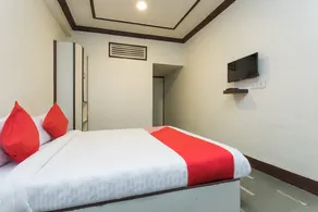 Hotel Chanakya - Image 3