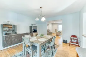 3BR Modern Home w Pool Sunroom National Harbor - Image 4