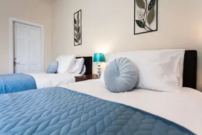 Platinum SA - Openshaw House - Image 3