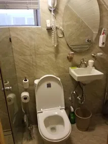 Homestay - Homestay - Hamilton ' s Hideaway - Image 3