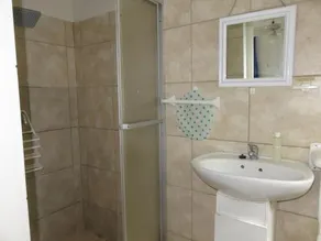 40 Winks Accommodation - Image 2