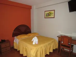 Hotel Bolivar - Image 2
