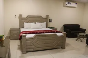 Rysons Continental Hotel - Image 5