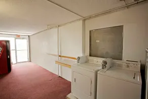Americas Best Value Inn & Suites - Image 4