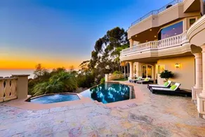 #7356 Seascape Estate Seven Bedroom Holiday Home - Image 3
