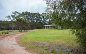 Riverside Retreat Chalets, Walpole - Image 2