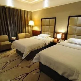 The Arctic Ocean Hotel - Image 1