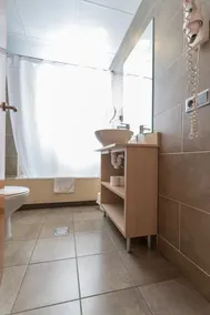 Hotel Tossa Center - Image 4