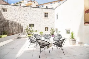 Amazing 3 Bdrs and Garden Place du Pin Parking ! - Image 5
