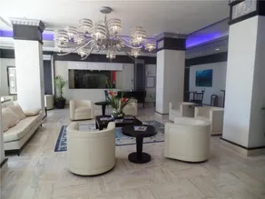 Look No Further Amazing Condo - Image 2