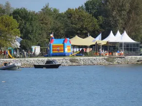 Lakeside Escape Near Enkhuizen - Image 3